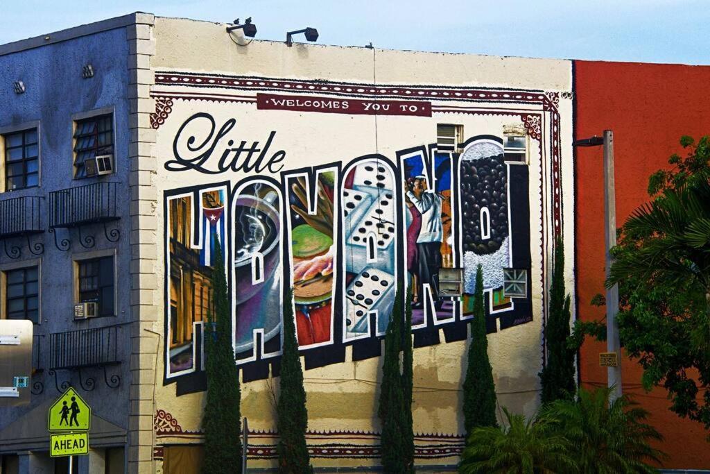 شقة Migue'S Tiny Miami Alcove المظهر الخارجي الصورة